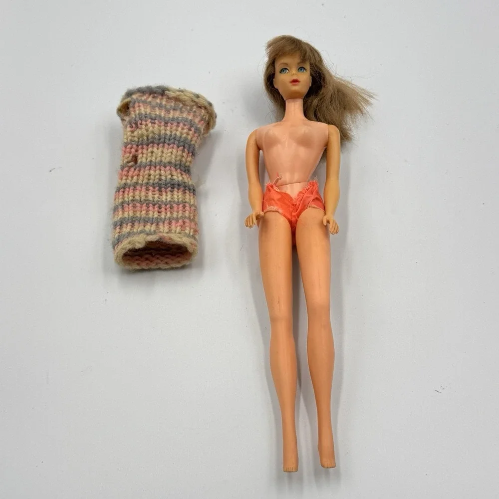 Vintage Mattel Barbie TNT  1966 Made In Japan Brunette Blue Eyes Rooted Lashes